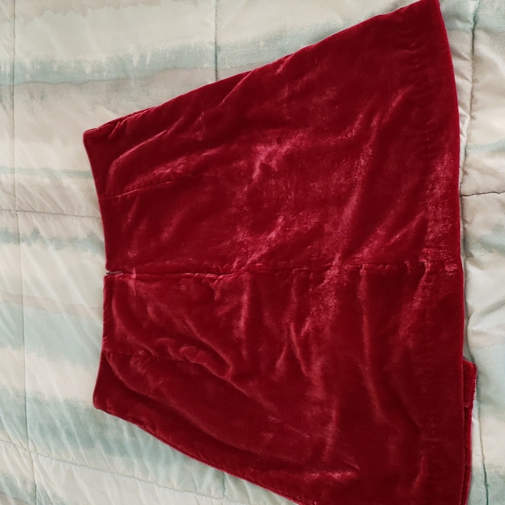 Anthropologie Monte Raspberry Velvet Mini Skirt - Picture 3 of 16